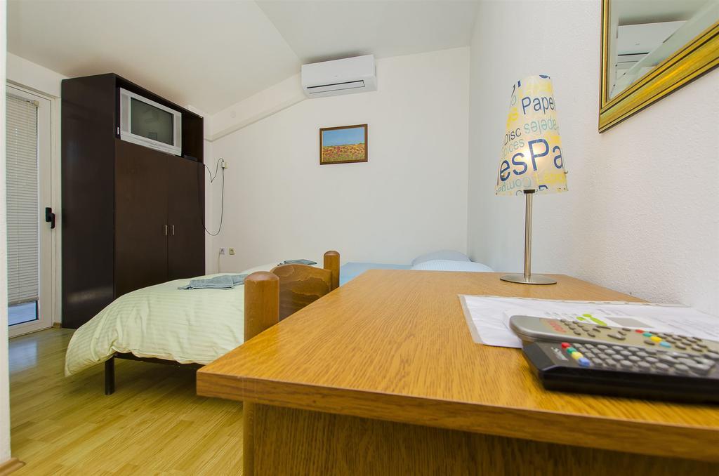 Rooms Marijana Caporice Екстер'єр фото